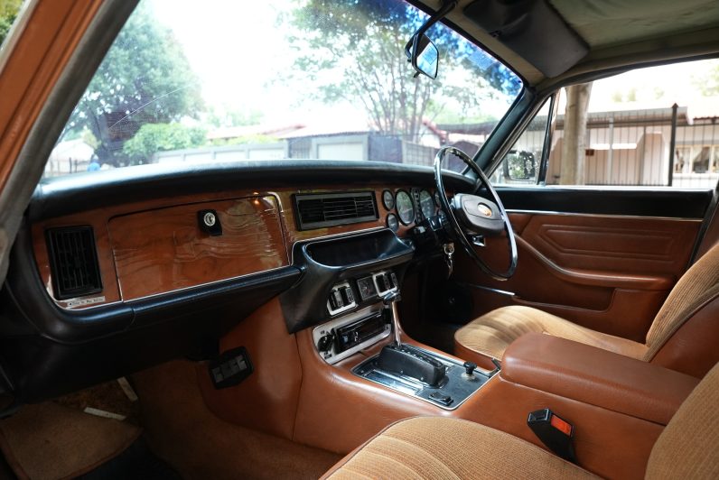 1970 Jaguar XJ6 V6