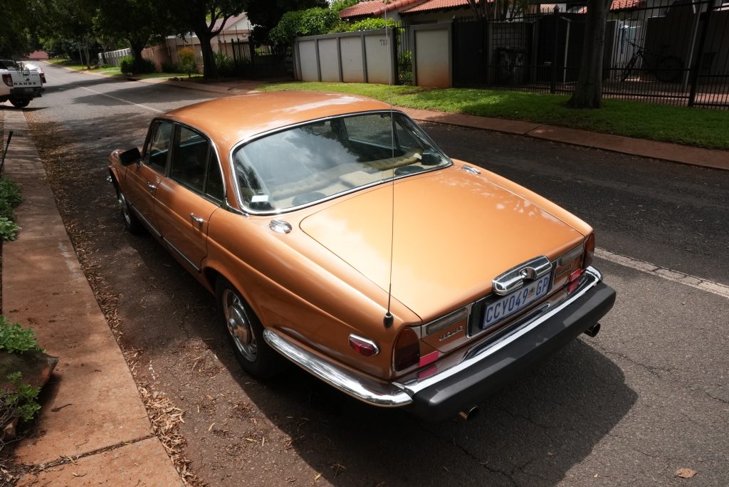 1970 Jaguar XJ6 V6